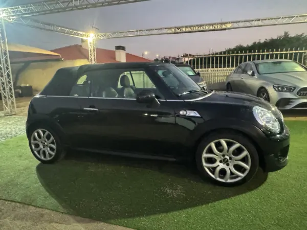 MINI Cabrio Cooper SD 11