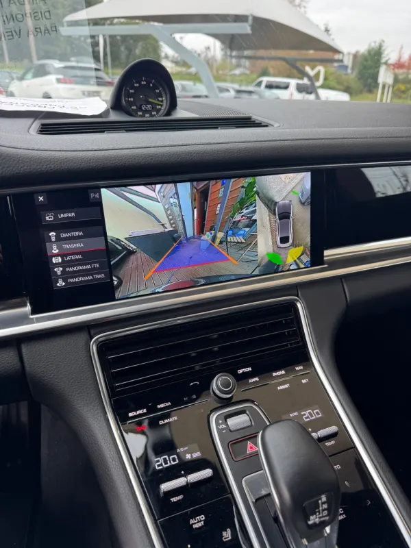 Porsche Panamera 4 E-Hybrid 20