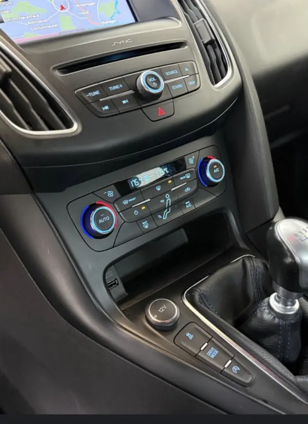 Ford Focus 2.3 EcoBoost RS Pack Performance 9