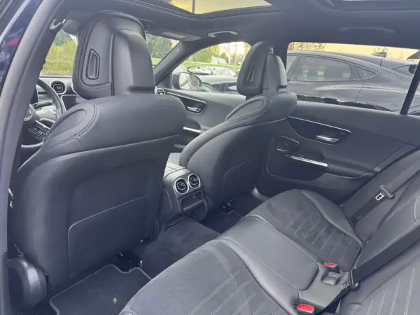 Mercedes-Benz C 300 e AMG Line 34