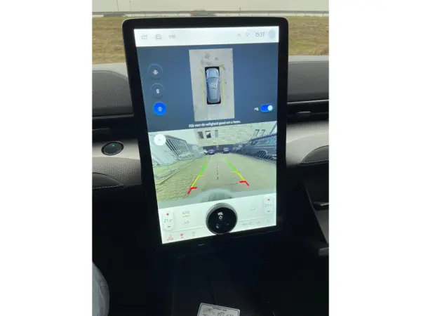 Ford Mustang Mach-E 75.7 kWh Base 4