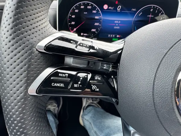 Mercedes-Benz C 300 de T 9G-TRONIC AMG Line 18