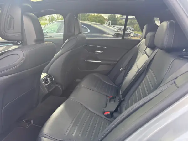 Mercedes-Benz C 300 e AMG Line 10