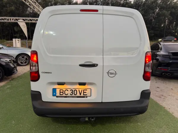 Opel Combo 1.5 CDTi L1H1 Edition Plus 4