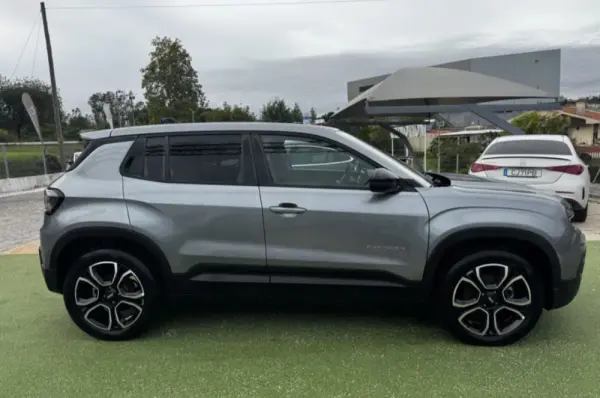 Jeep Avenger 54 kWh Summit 2