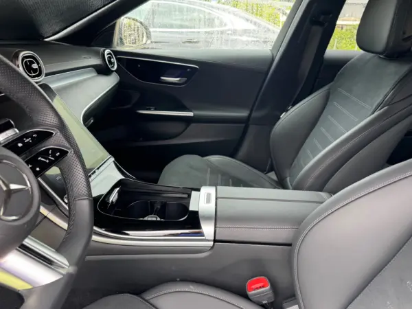 Mercedes-Benz C 300 de 9G-TRONIC AMG Line 12