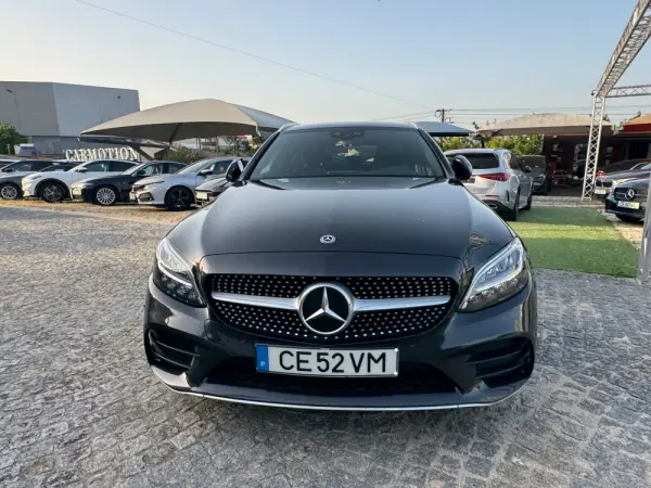 Mercedes-Benz C 300 de AMG Line 9