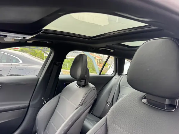 Mercedes-Benz C 300 de T 9G-TRONIC AMG Line 37