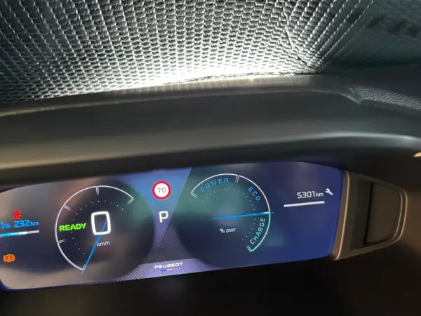 Peugeot e-2008 50 kWh Allure 20