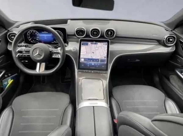 Mercedes-Benz C 300 e AMG Line 10