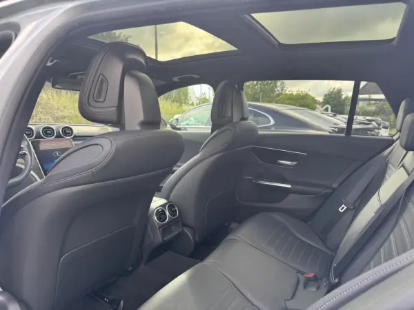 Mercedes-Benz C 300 e AMG Line 6