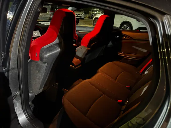 Honda Civic 2.0 i-VTEC Type-R GT 23