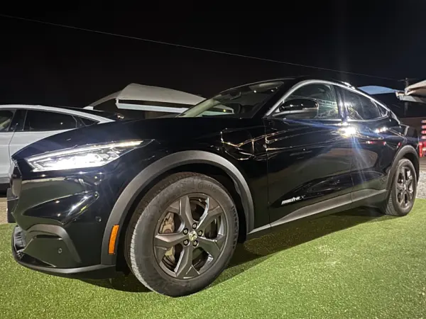 Ford Mustang Mach-E 98.7 kWh Premium 8