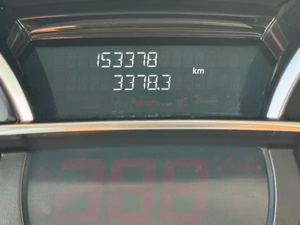 Renault Clio 0.9 TCe Limited Edition 26