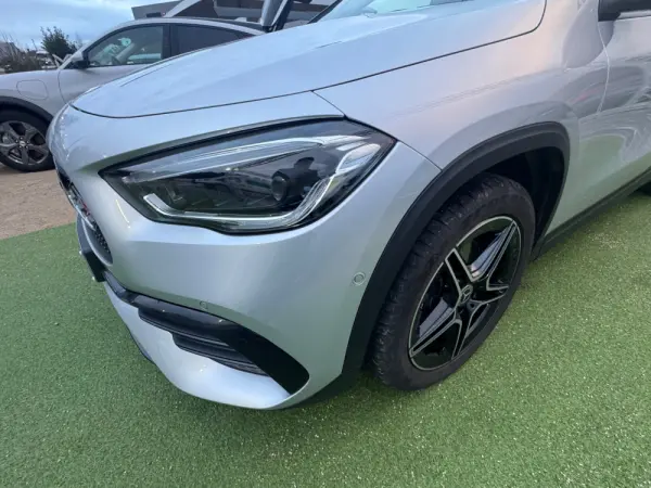 Mercedes-Benz GLA 250 e 8G-DCT AMG Line 17