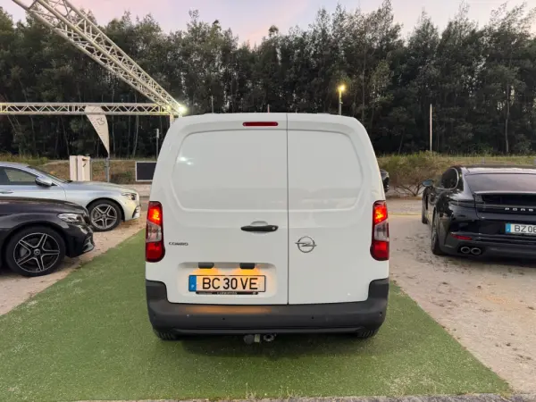 Opel Combo 1.5 CDTi L1H1 Edition Plus 26