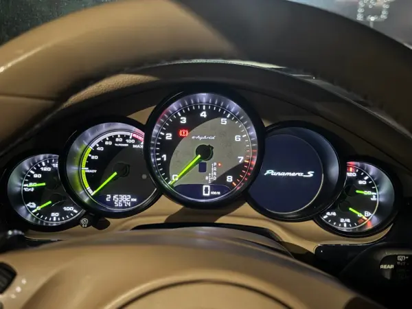 Porsche Panamera S E-Hybrid 14