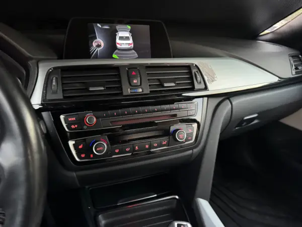 BMW 420 d xDrive Pack M Auto 21