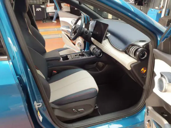 BYD Atto 3 60.48 kWh Design 8