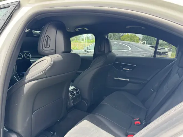 Mercedes-Benz C 300 de 9G-TRONIC AMG Line 8