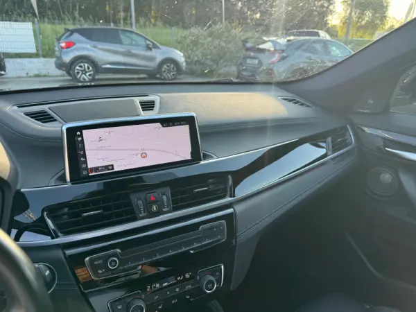 BMW X2 25 e xDrive Pack M 8