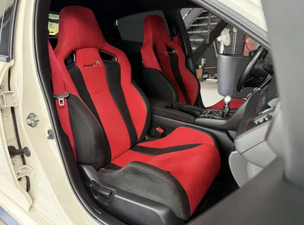 Honda Civic 2.0 VTEC Turbo Type R GT 8