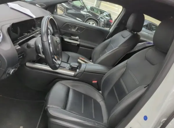 Mercedes-Benz GLA 250 e 8G-DCT AMG Line 3