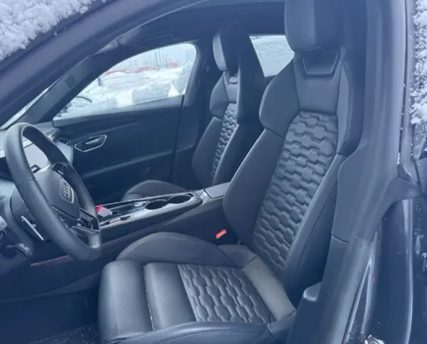 Audi e-tron GT quattro 11