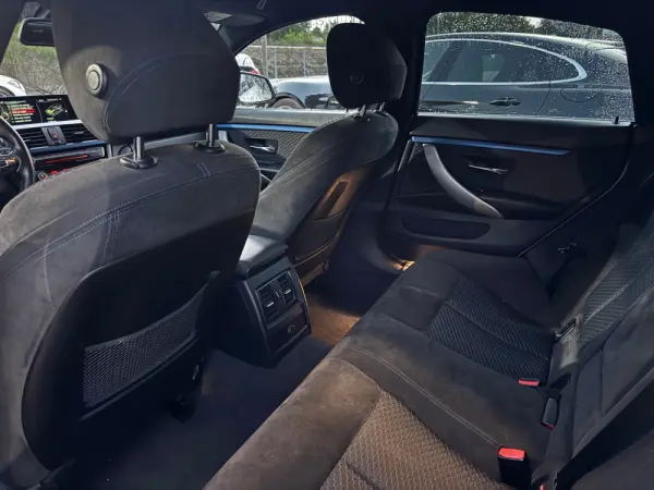 BMW 425 Gran Coupé d Pack M Auto 33