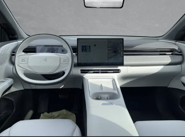 Xpeng G6 80.8 kWh Long Range 22
