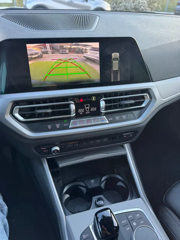 BMW 320 e Corporate Edition Auto 6
