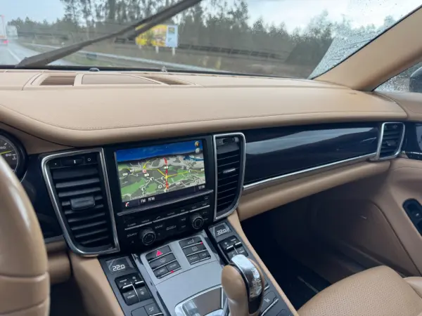 Porsche Panamera S E-Hybrid 7