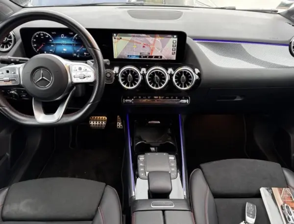 Mercedes-Benz GLA 250 e AMG Line 4