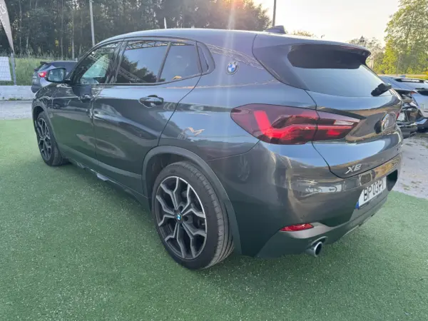 BMW X2 25 e xDrive Pack M 16
