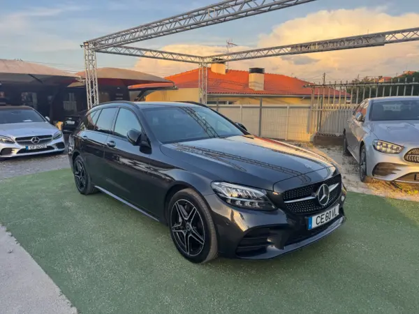 Mercedes-Benz C 300 de AMG Line 4
