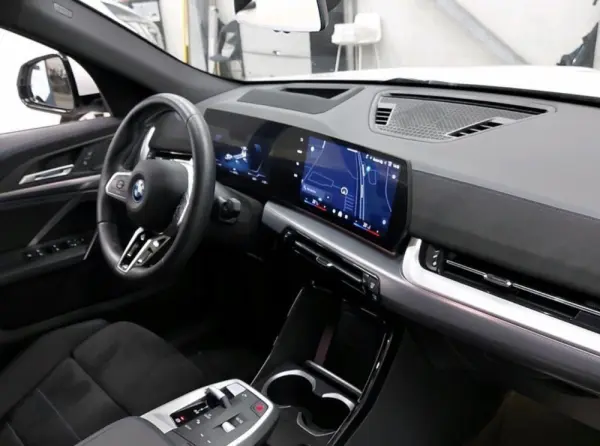 BMW iX2 xDrive30 Pack Desportivo M Pro 3