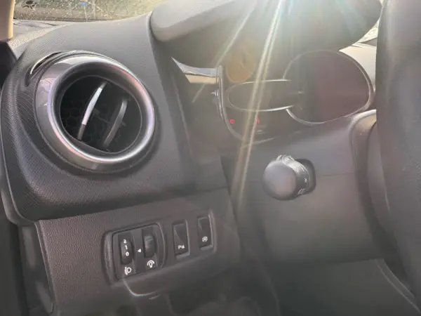 Renault Clio 0.9 TCe Limited Edition 18