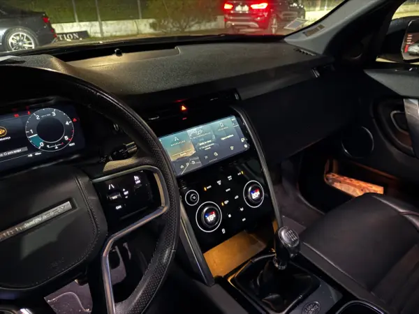 Land Rover Discovery Sport 2.0 D165 R-Dynamic S 39