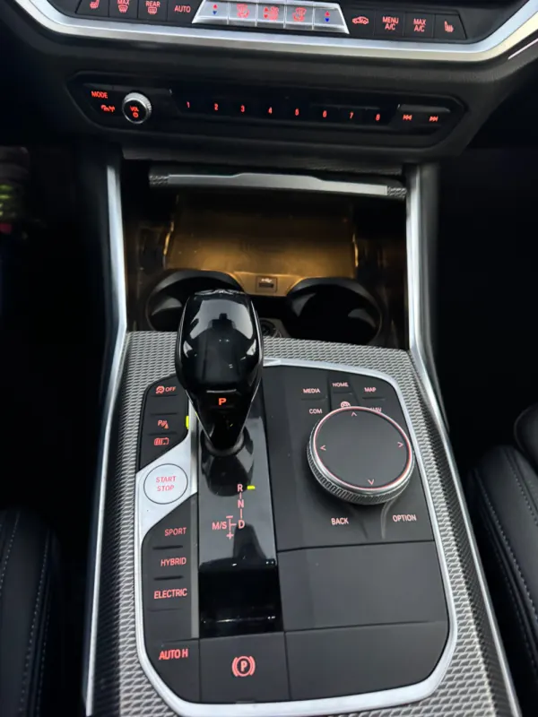 BMW 330 e Pack M Auto 24