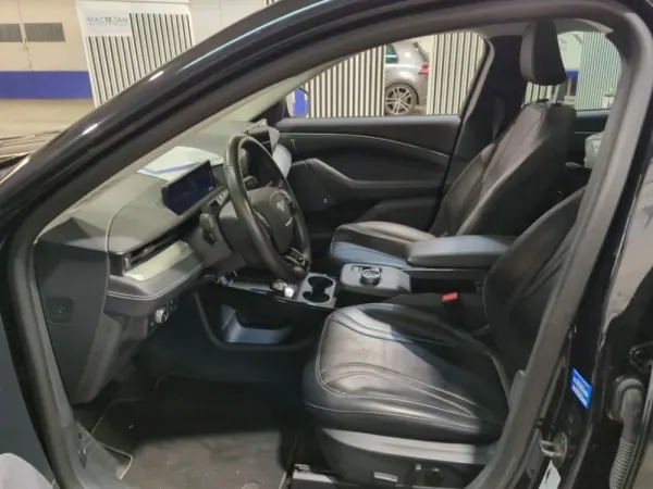 Ford Mustang Mach-E 98.7 kWh Premium 5