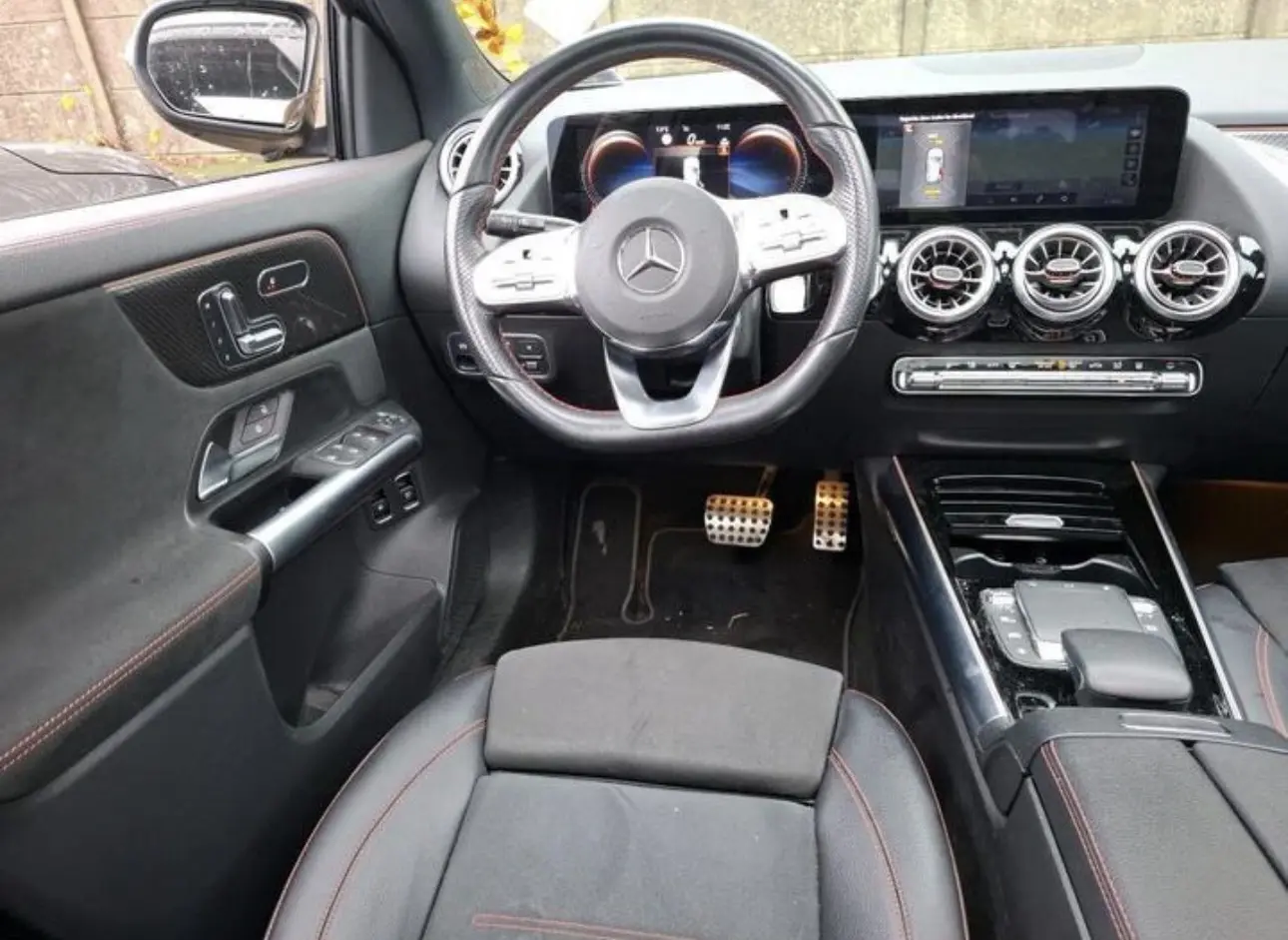 Mercedes-Benz GLA 250 e AMG Line 5