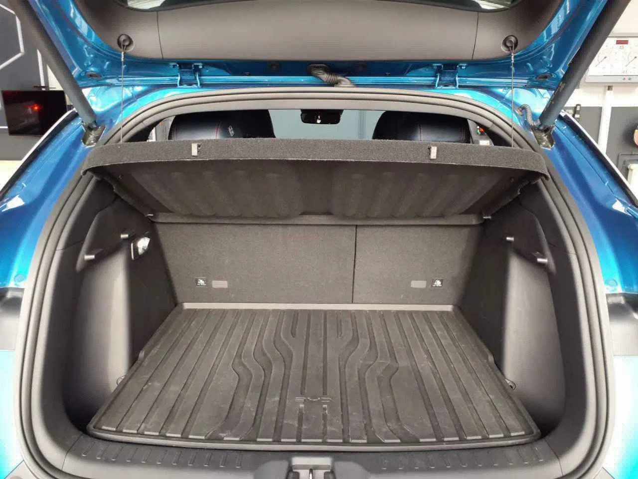 BYD Atto 3 60.48 kWh Design 9