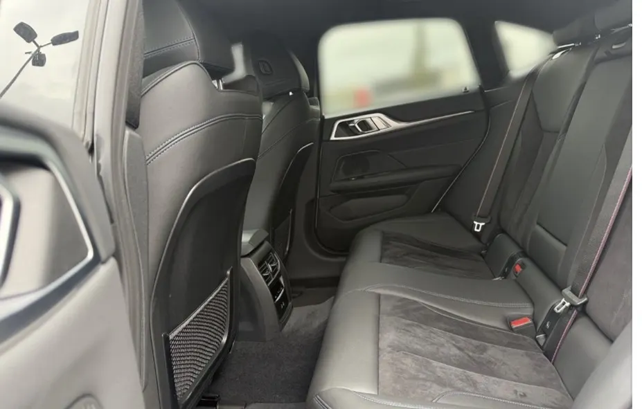 BMW i4 eDrive40 Pack Desportivo M 10