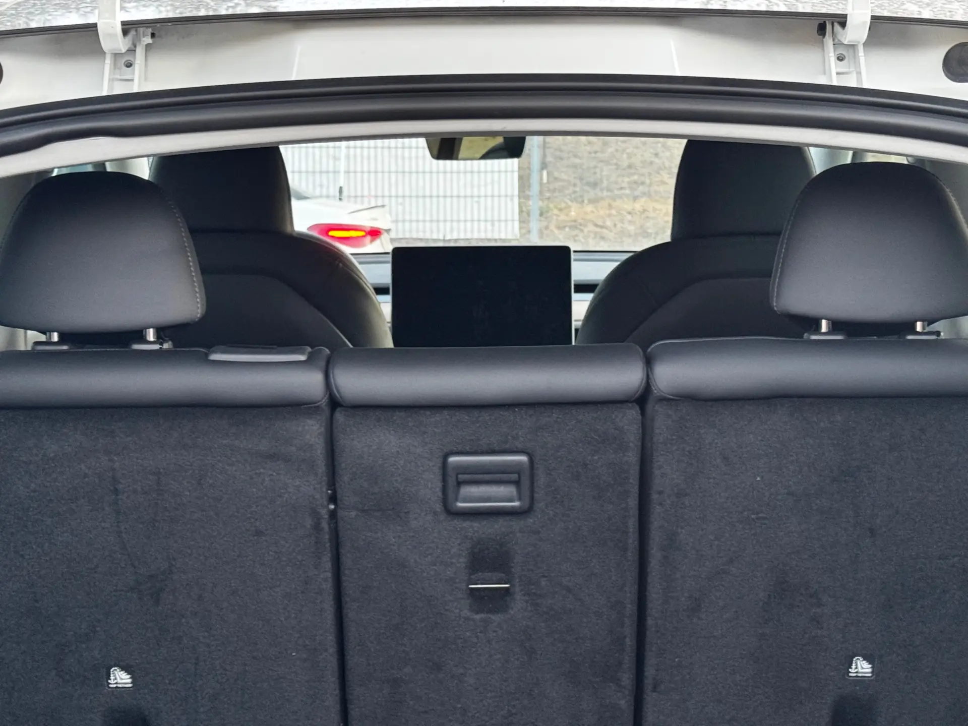 Tesla Model Y Long Range Dual Motor AWD 20
