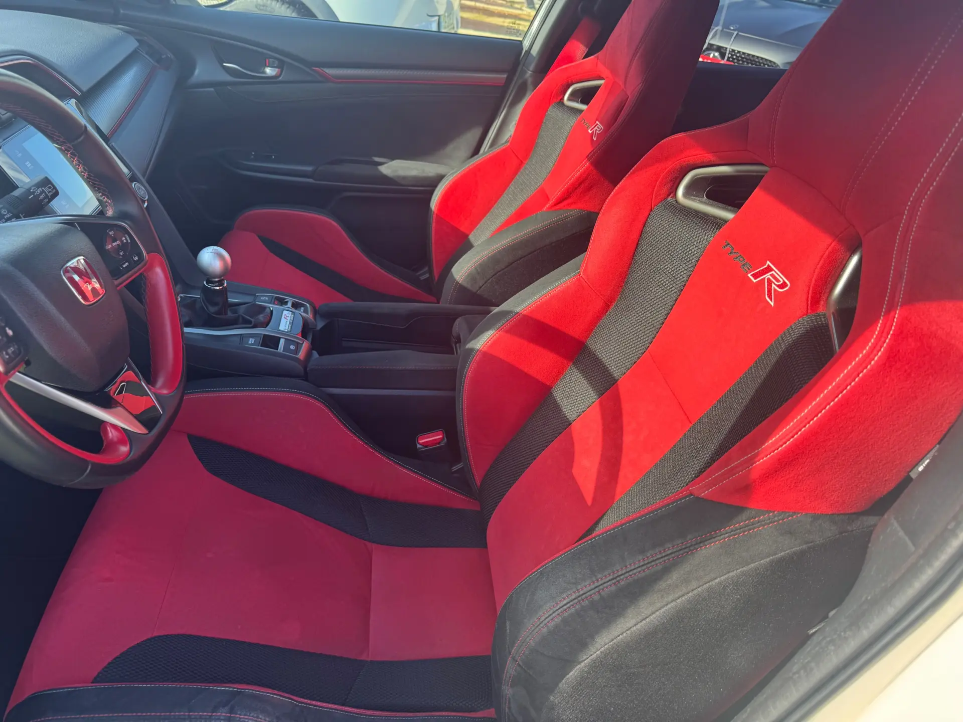 Honda Civic 2.0 VTEC Turbo Type R GT 36