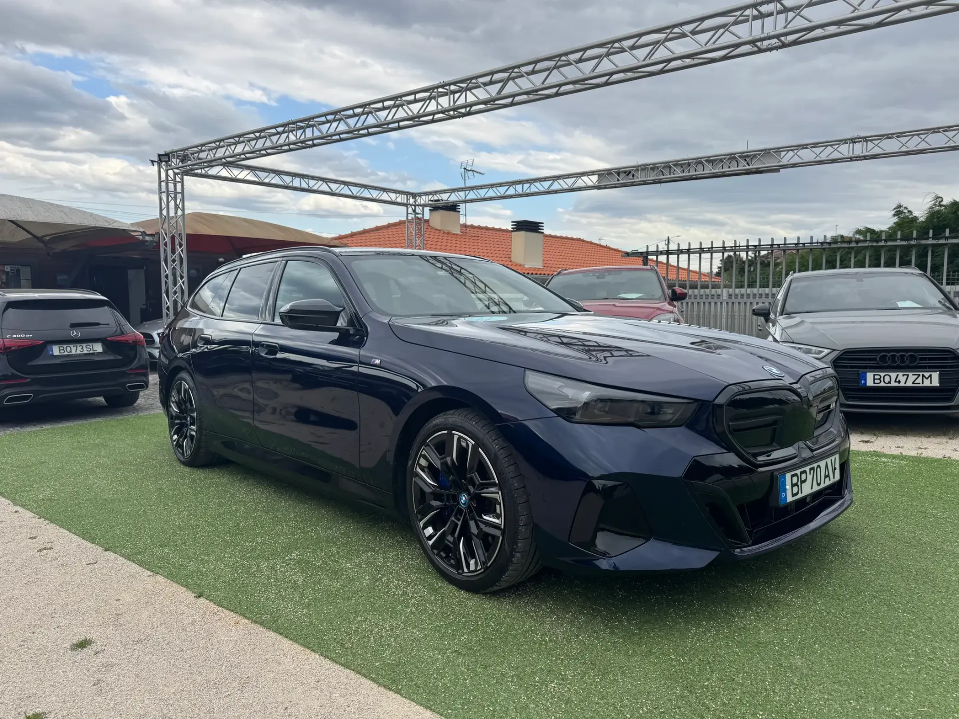 BMW i5 Touring M60 xDrive 7