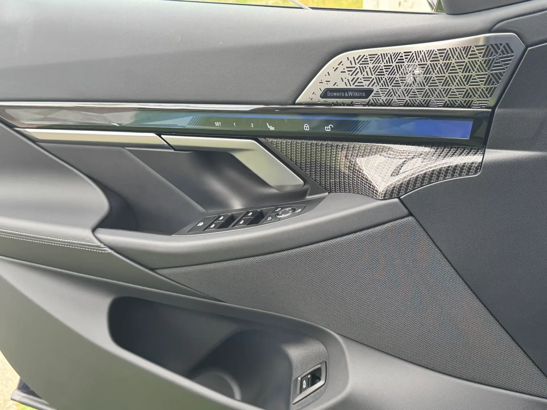 BMW i5 Touring M60 xDrive 16