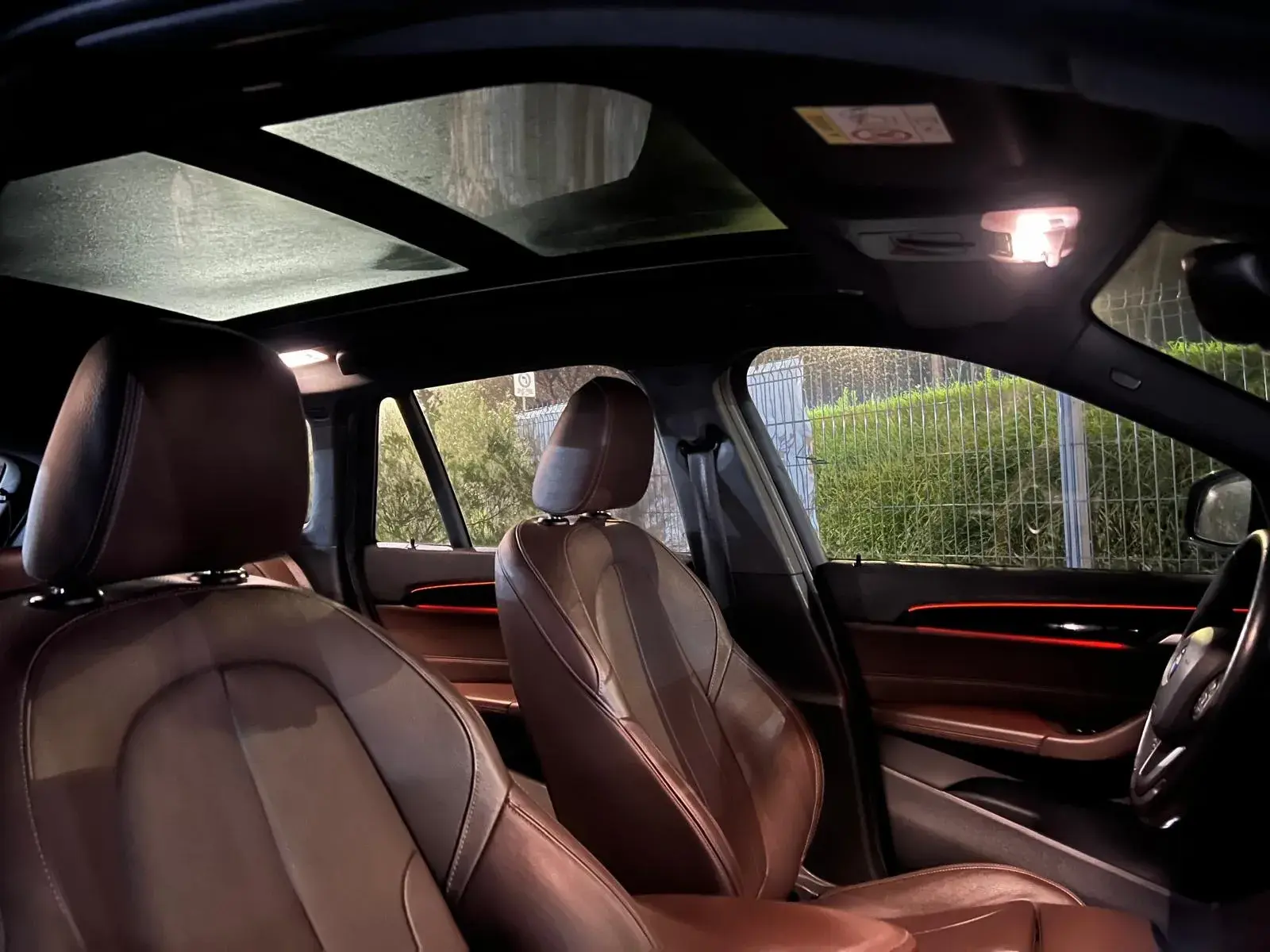 BMW X1 16 d sDrive Auto Line Sport 10