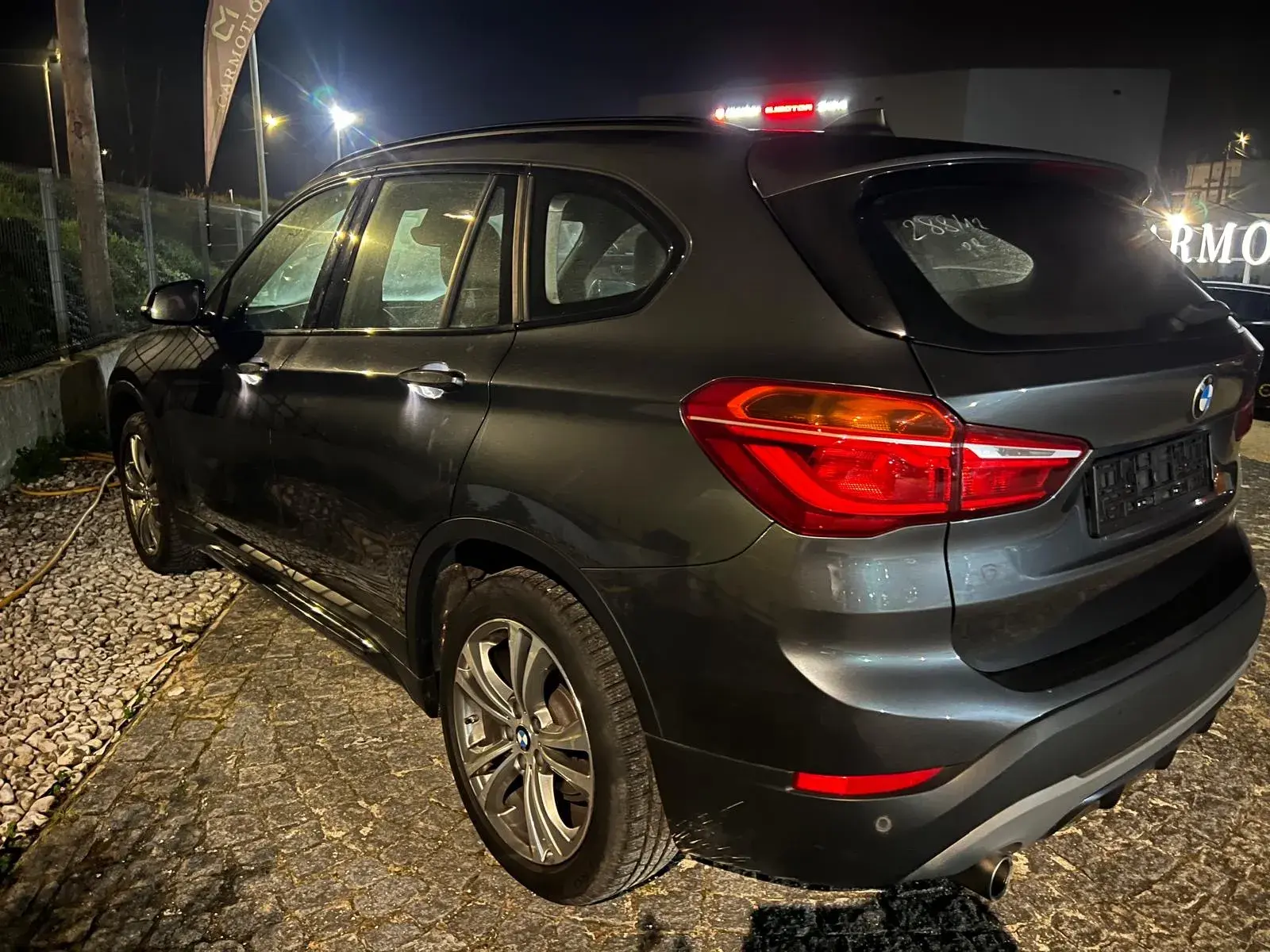 BMW X1 16 d sDrive Auto Line Sport 37