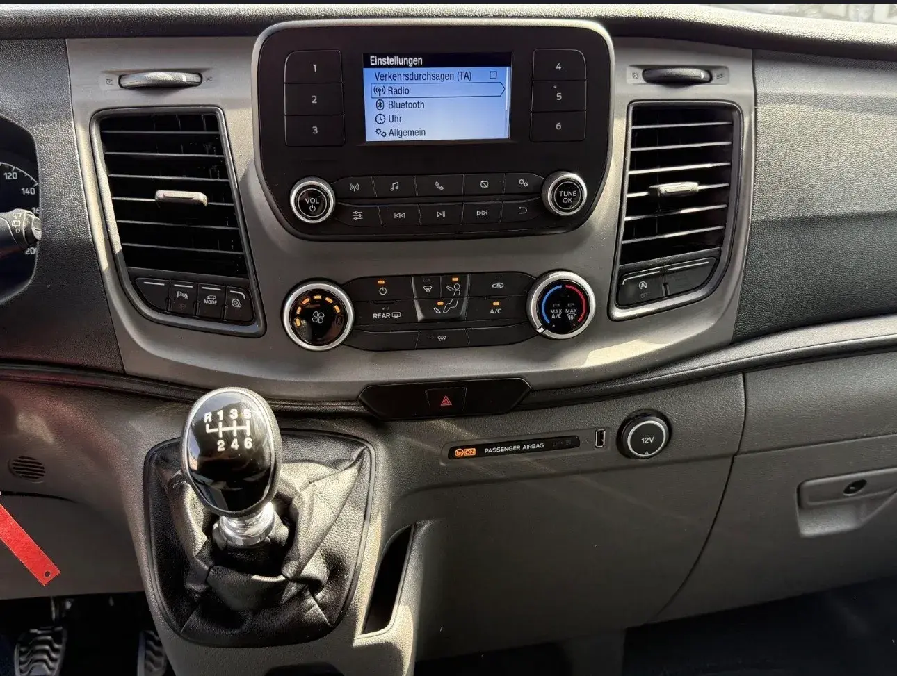 Ford Transit Custom 320L1 2.0 H1-T.B.Ambiente 5